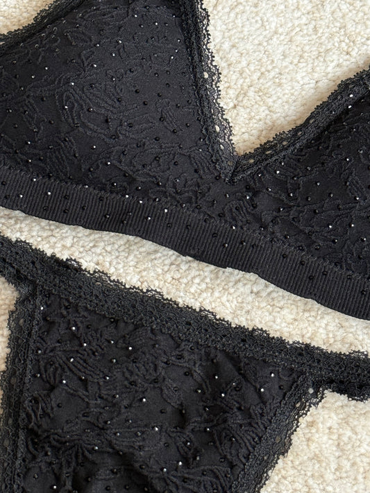 Seamless Jacquard Triangle Set
