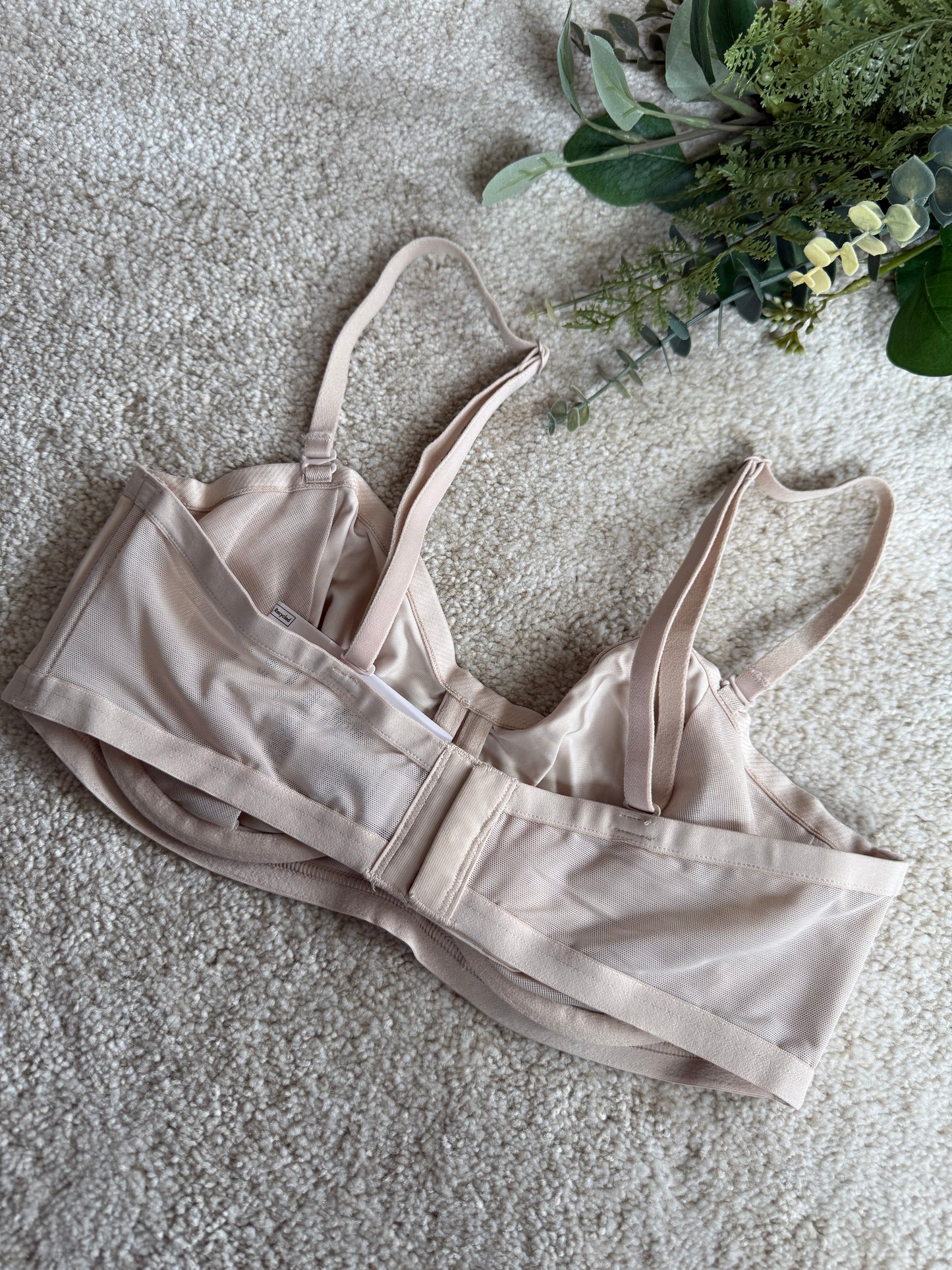 M&S Non Padded Strapless Bra