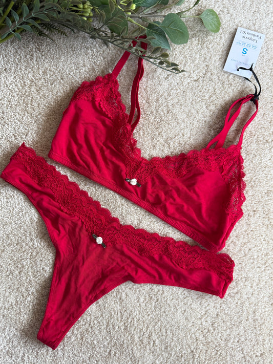 Non Padded Lace Set