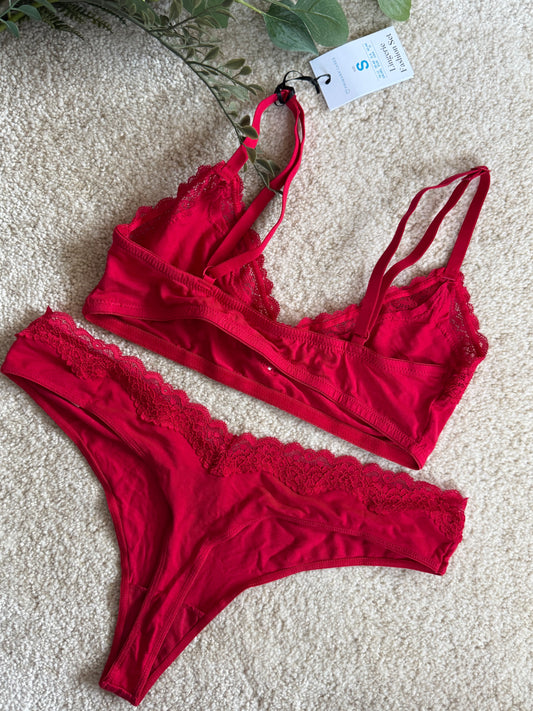 Non Padded Lace Set
