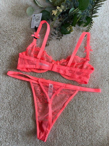 Non Padded Lingerie Set