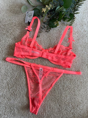 Non Padded Lingerie Set