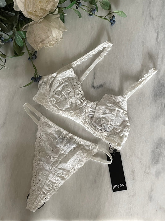 Non Padded Lingerie Set