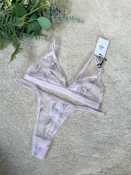Non Padded Embroidery Set