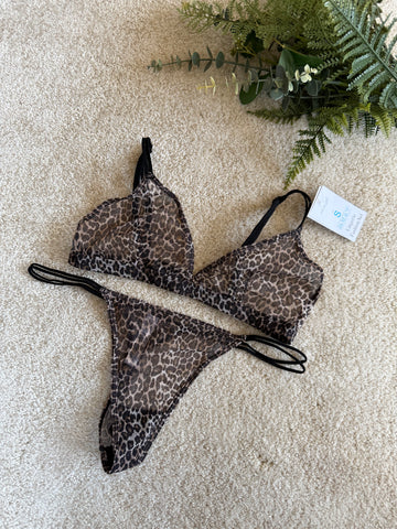 Non Padded Printed Lingerie Set