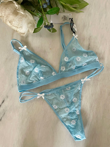 Non Padded Printed Lingerie Set