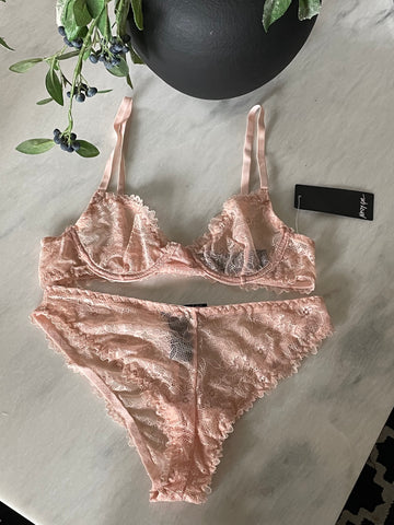 Lace Non Padded Set