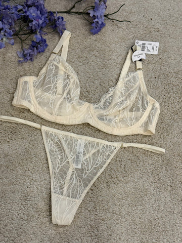 Non Padded Lingerie Set