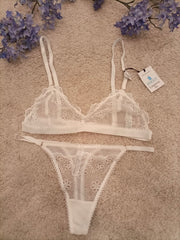 Non Padded Wireless Set