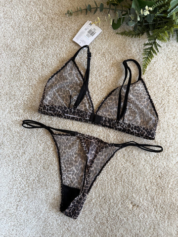 Non Padded Printed Lingerie Set