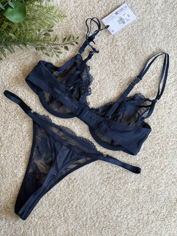 Non Padded Lingerie Set