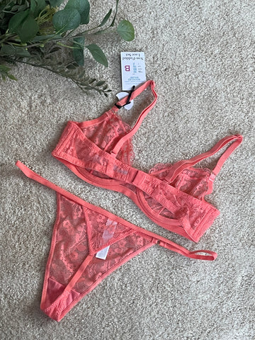 Non Padded Lingerie Set