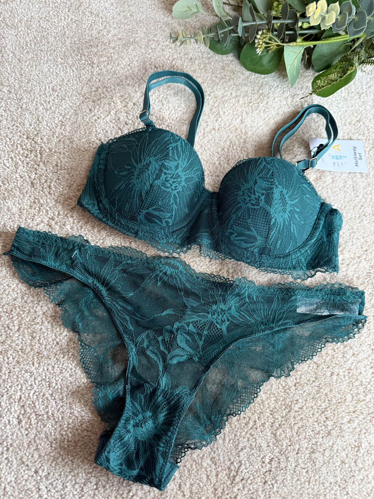 Padded Lace Set