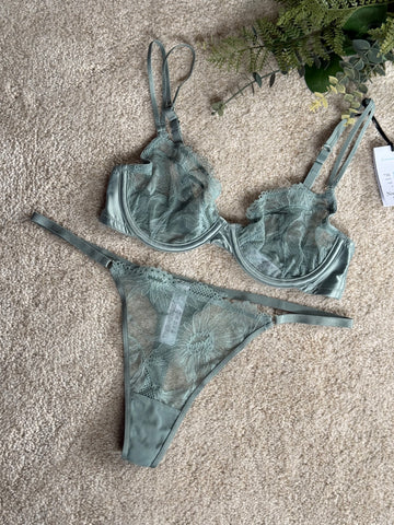 Non Padded Lingerie Set