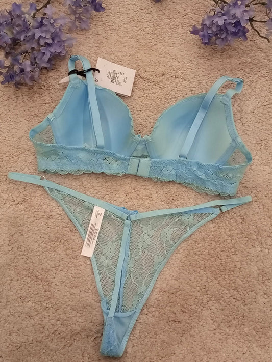 Padded Lace Set