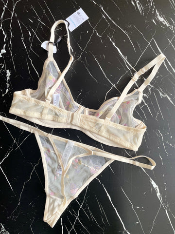 Non Padded Lingerie Set