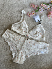 Non Padded Wireless Set