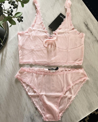 Soft Lace Trim Set