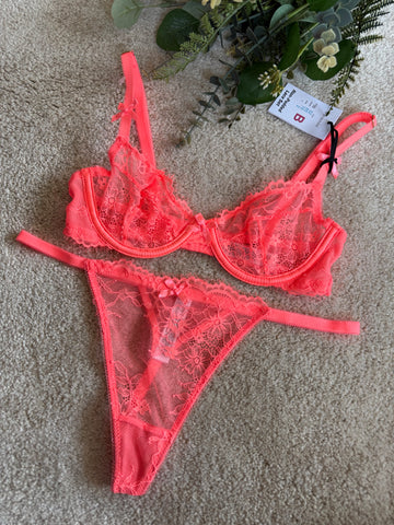 Non Padded Lingerie Set