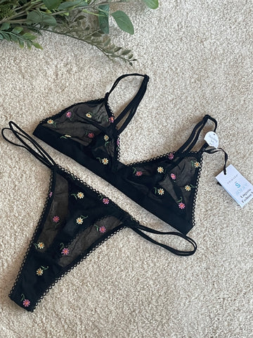 Non Padded Printed Lingerie Set