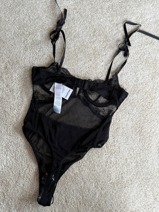 Lace Detail Bodysuit