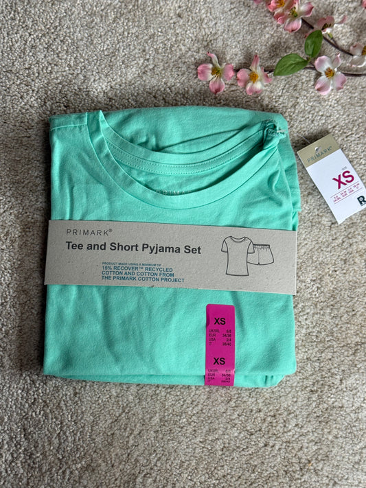 Primark T-Shirt & Shorts Set