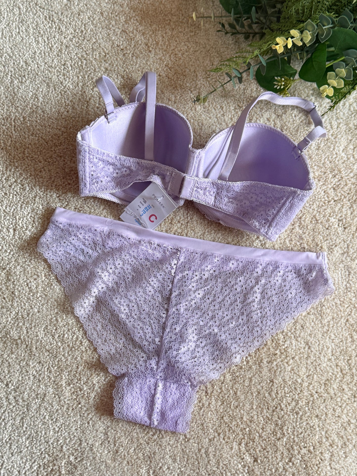 Padded Lace Set