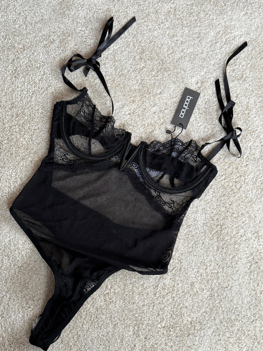 Lace Detail Bodysuit
