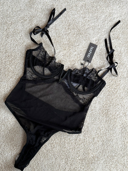 Lace Detail Bodysuit