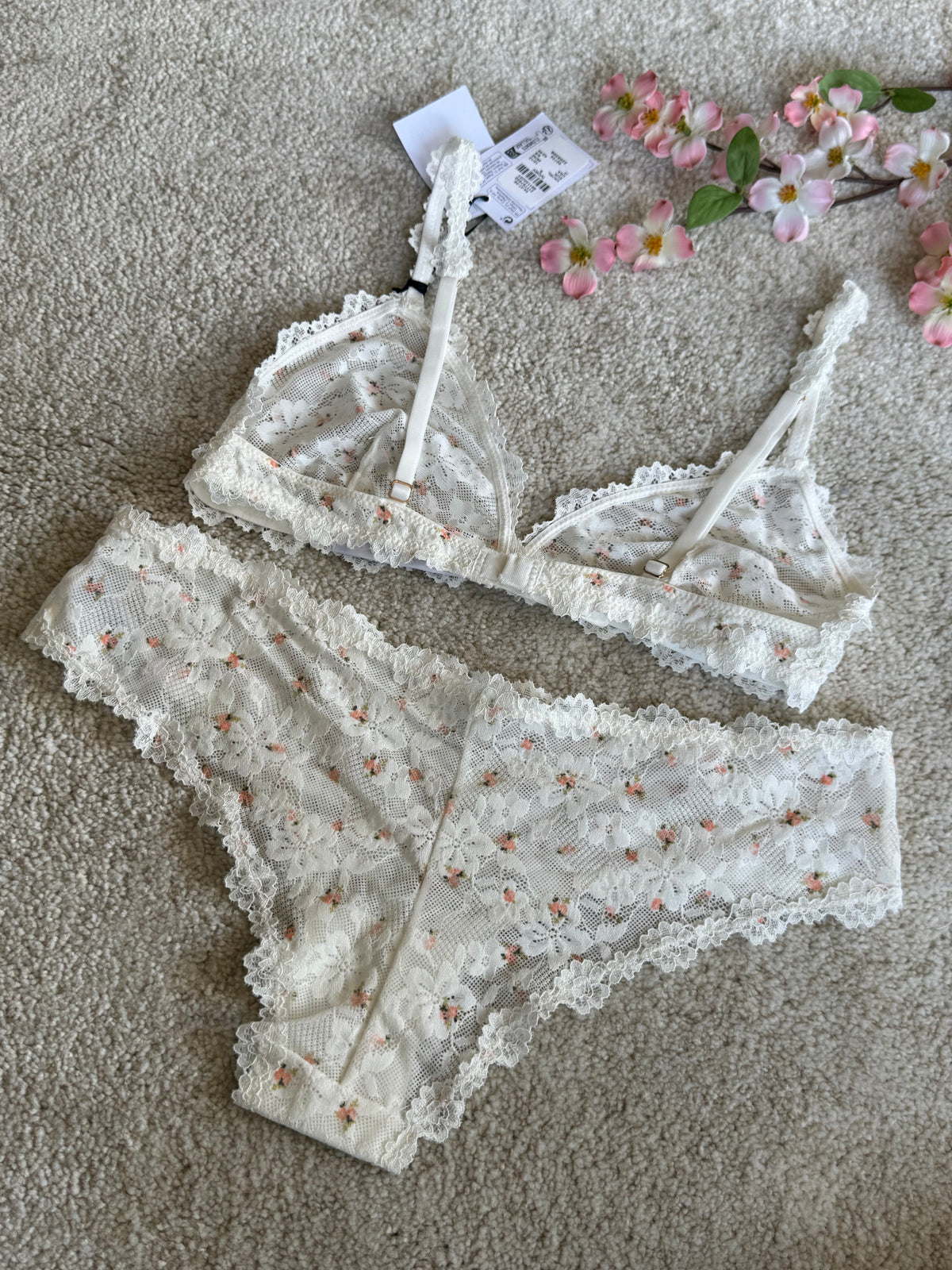 Non Padded Wireless Set