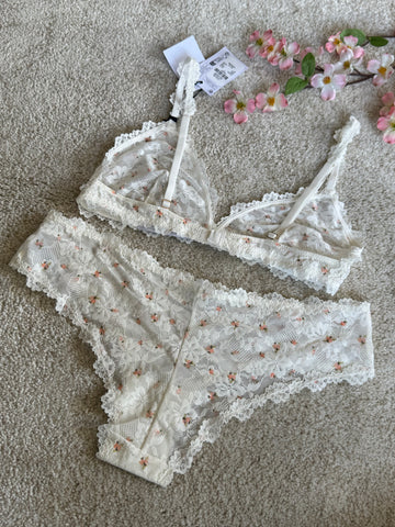 Non Padded Wireless Set