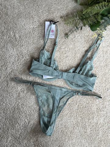 Non Padded Lingerie Set