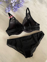 Padded Lace Set